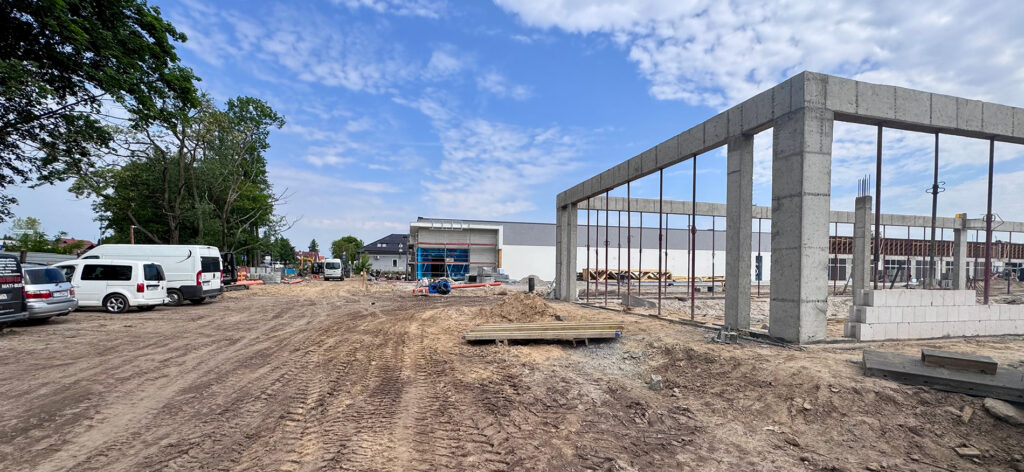 Centrum handlowe w Sulechowie Realizacja instalacji żelbetowych